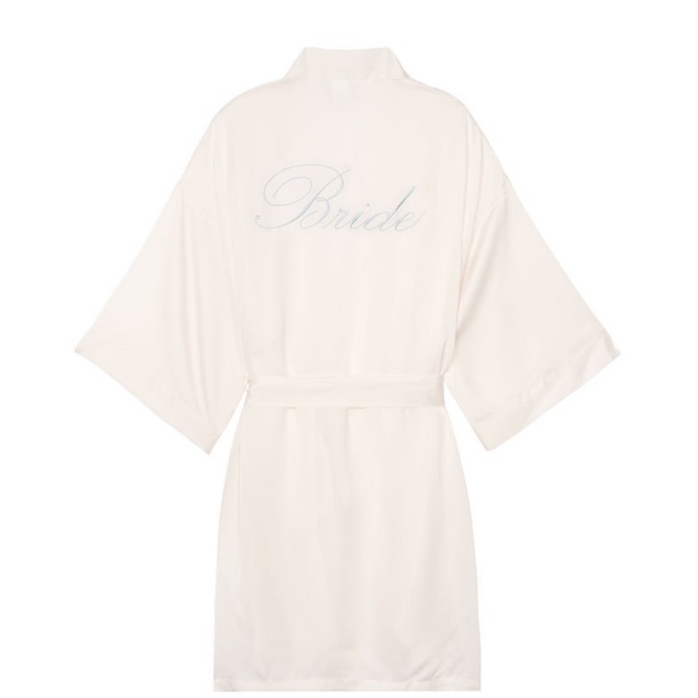 Bride robe new with tags Victoria’s Secret